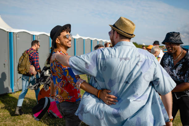 Best Luxury portable toilet rental  in Harvey, ND